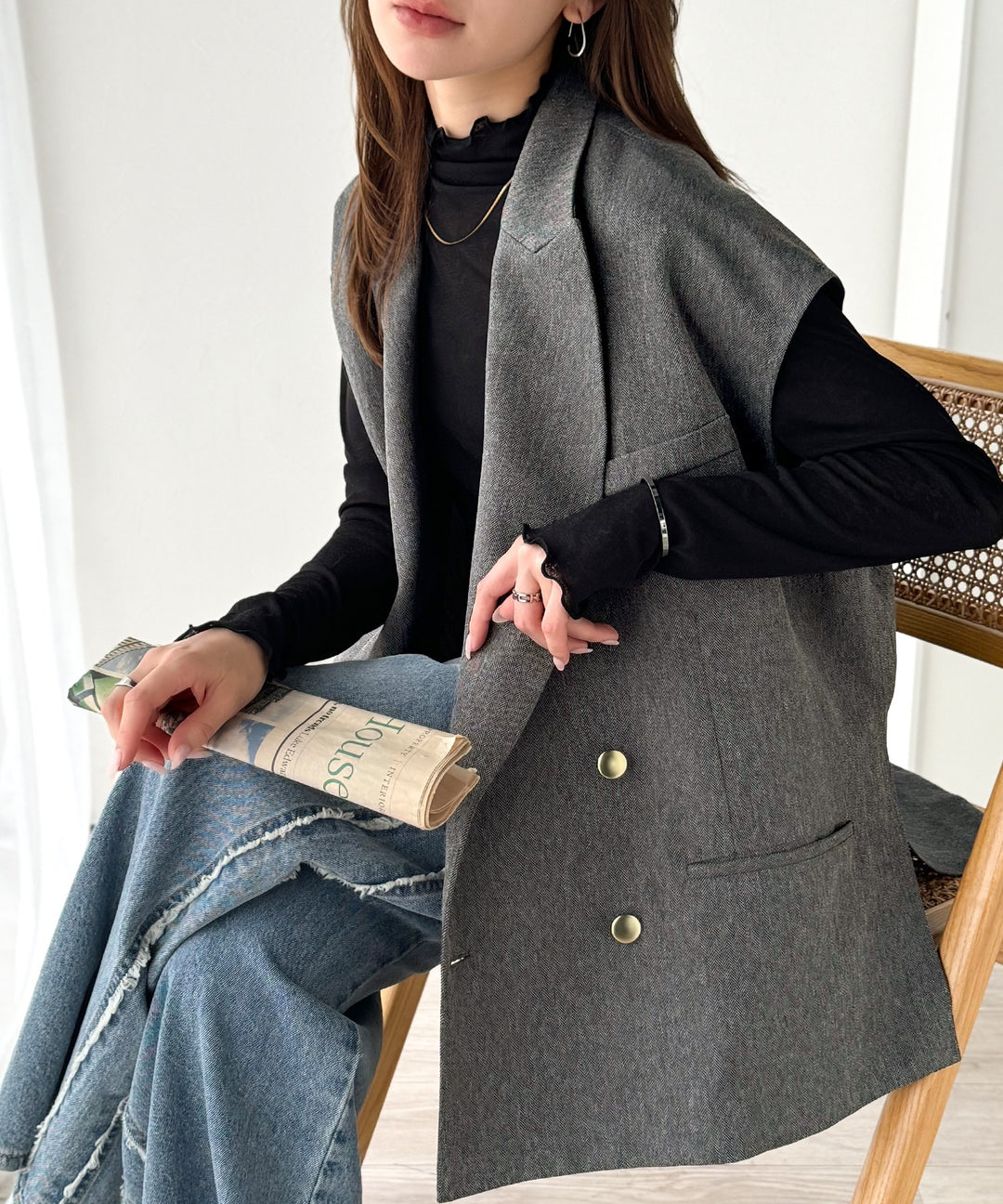 大人のテーラードジレ。サイドスリットオーバーサイズダブルベスト