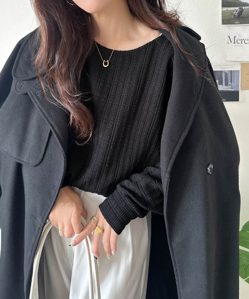 ゆったりシルエットでこなれ感をプラス。フクレジャガードトップス