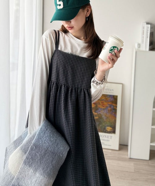 後ろ姿も可愛く盛れちゃう♪サッカー素材バックリボンフレアキャミ