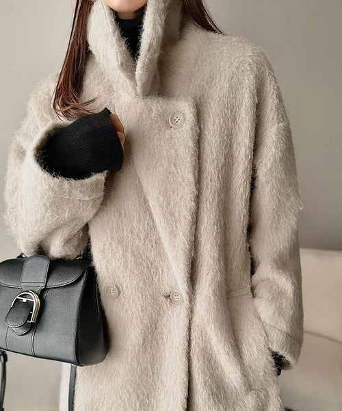 ふわり纏うだけで上品見え。2wayシャギーダブルビックカラージャケット