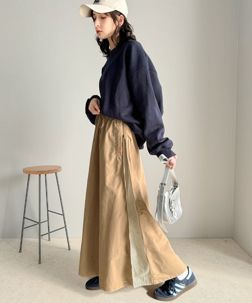 Javaジャバコラボ》軽やかに表情変える大人スポーティー。サイドジップ