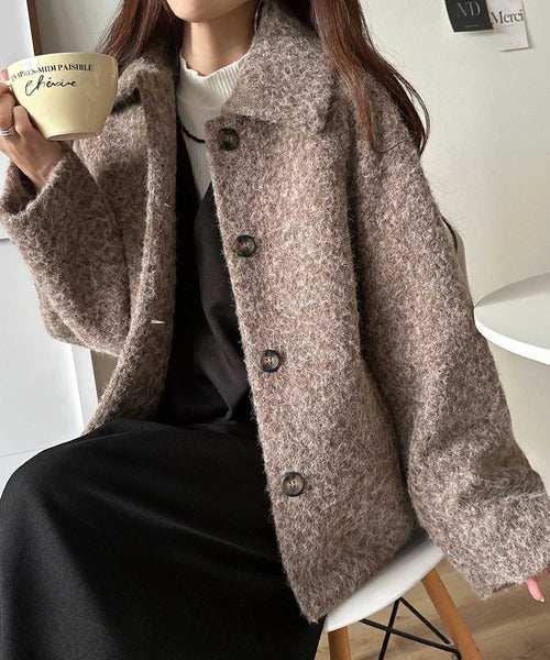 ベーシックアウターを、素材感で大人見えに◎リングシャギーショート