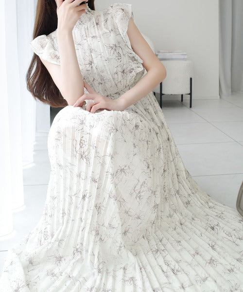 mily bilet】ふんわり揺れる可愛さ。プリーツ加工シアーフリル