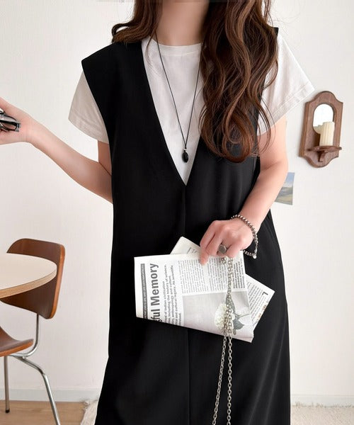 落ち感が美しい。抜け感レイヤードも叶う、上品カットジョーゼット