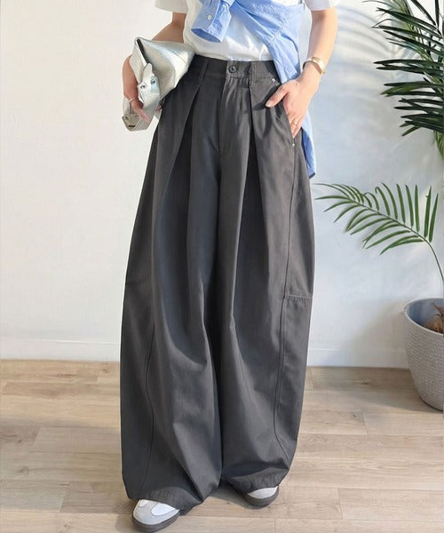しゅ様　ルーズフィットバレルレッグパンツ　xs 旬なワイドシルエットが目を惹く1着♪タックバレルレッグパンツ