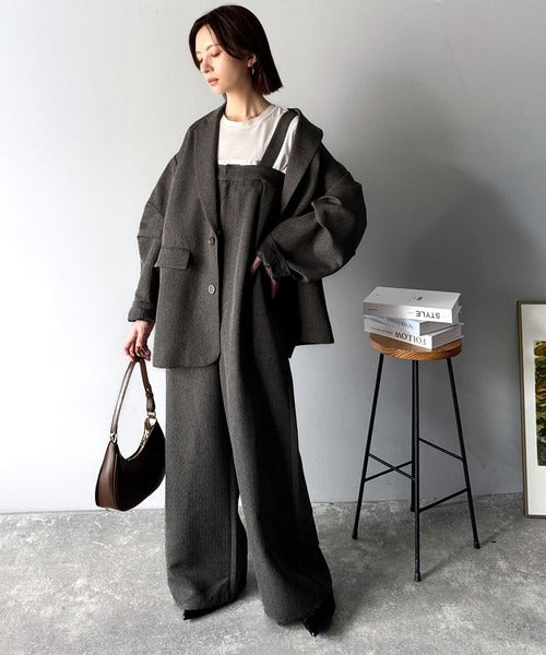 羽織るだけでキマる。袖タックヘリンボーンオーバーサイズジャケット