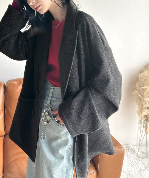 ONもOFFもキマる。こなれ感漂うフェイクウール素材ダブルテーラード
