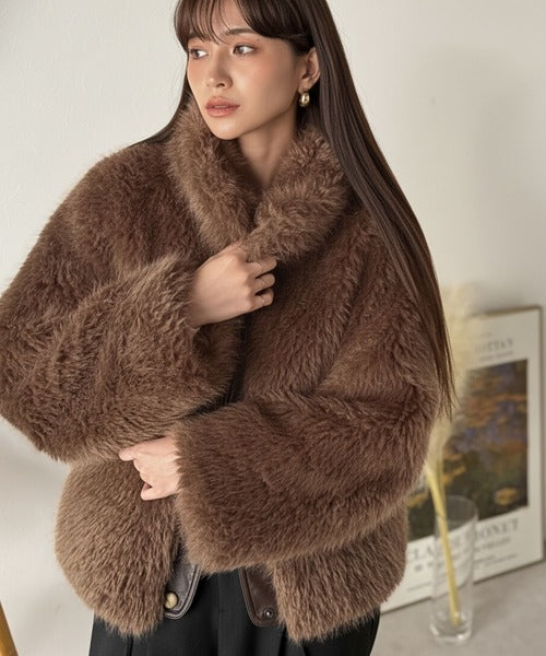 mily bilet】ゴージャスなファーが魅力的。フェイクレザー切り替え