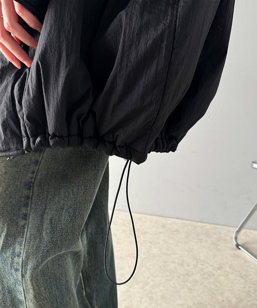 大人のカジュアルスタイルを格上げする！襟リブつき中綿モンスター