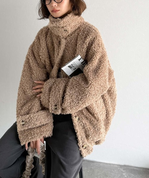 ぎゅっと、抱きしめたくなる。裾ドロストプードル風ファーブルゾン