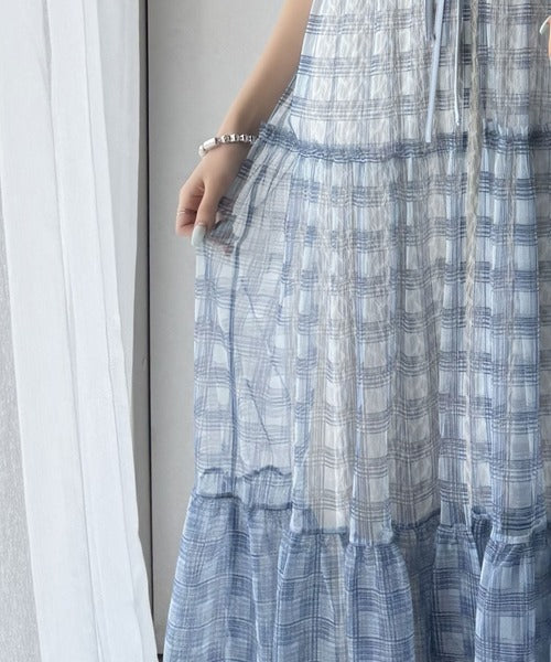 展示(リバティ/Liberty使用)キルティングフリルワンピース(ミシェル) リバティ/Liberty使用)キルティングフリルワンピース(ミシェル