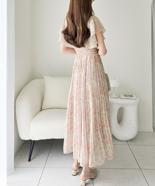 mily bilet】水彩調の花柄が目を惹く、大人の袖フリルプリーツ