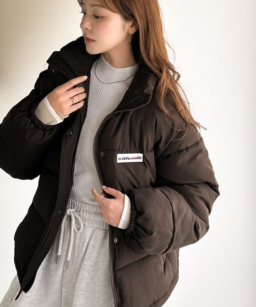 JaVaジャバコラボ》トレンド感も暖かさも叶える。ショート丈スタンド