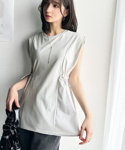 1枚でサマになるキレイめカジュアル。無地異素材ドッキング