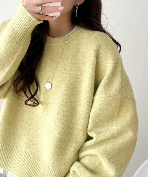 ゆったりふわもちの癒しアイテム。コクーンシルエットミックスニット