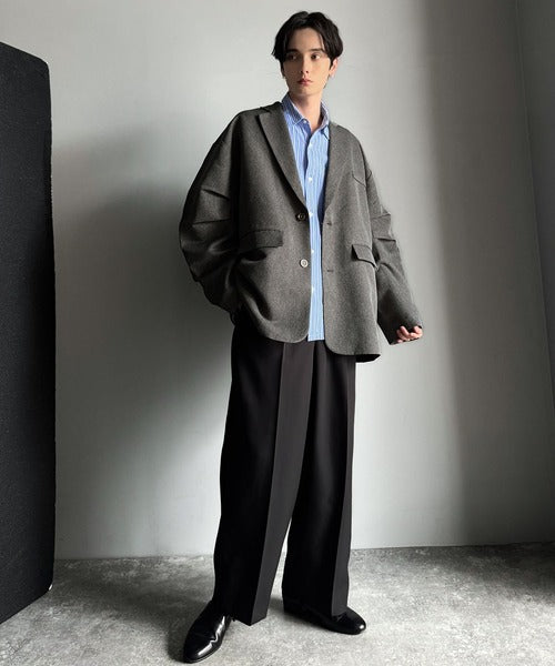 羽織るだけでキマる。袖タックヘリンボーンオーバーサイズジャケット 