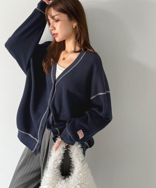 JaVaジャバコラボ》ラフで上品な大人のゆるカジュアル。配色ステッチV