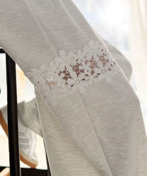 リーカ rihka スウェット レース lace 新品未使用 未来 mily bilet】唯一無二の華やかデザイン。花柄レース 切り替え
