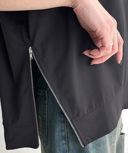 お洒落と快適さを両立。ラウンドネックサイドZIP半袖カットソー（接触