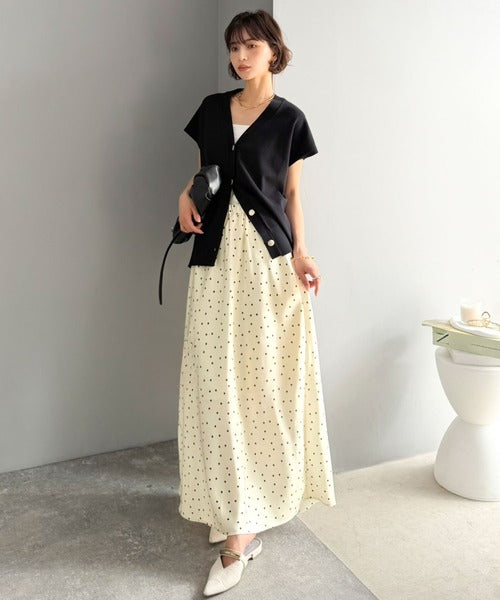 Classical Evon】上品な落ち感で魅せる、サテンの美しさ。ウエスト