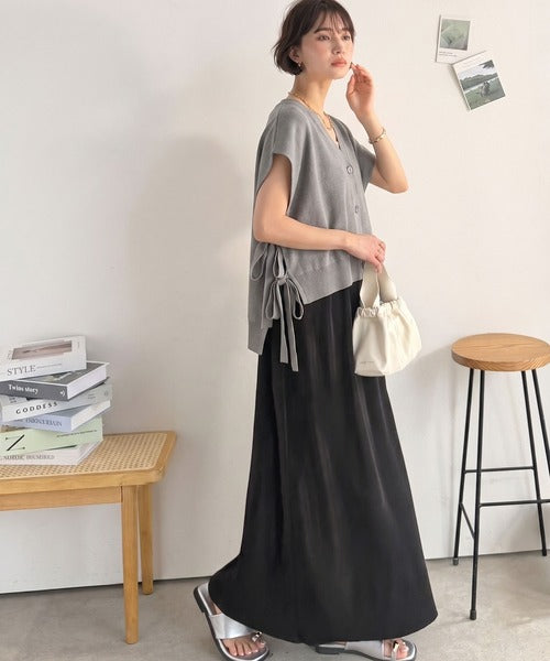 Classical Evon】楽ちんと上品は、欲張れる。 ニットベスト×プリーツ
