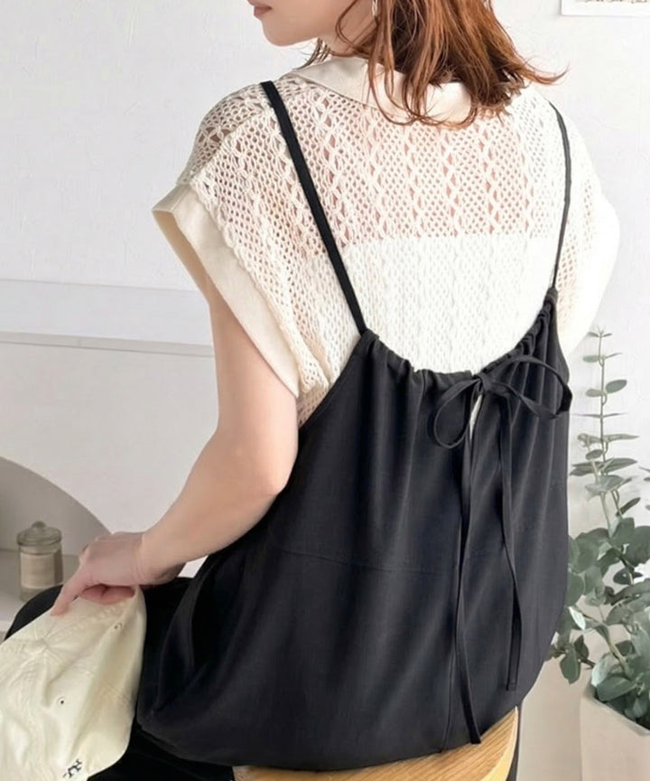 落ち感ワイドでつくる、大人の抜け感。バックリボンサロペットパンツ