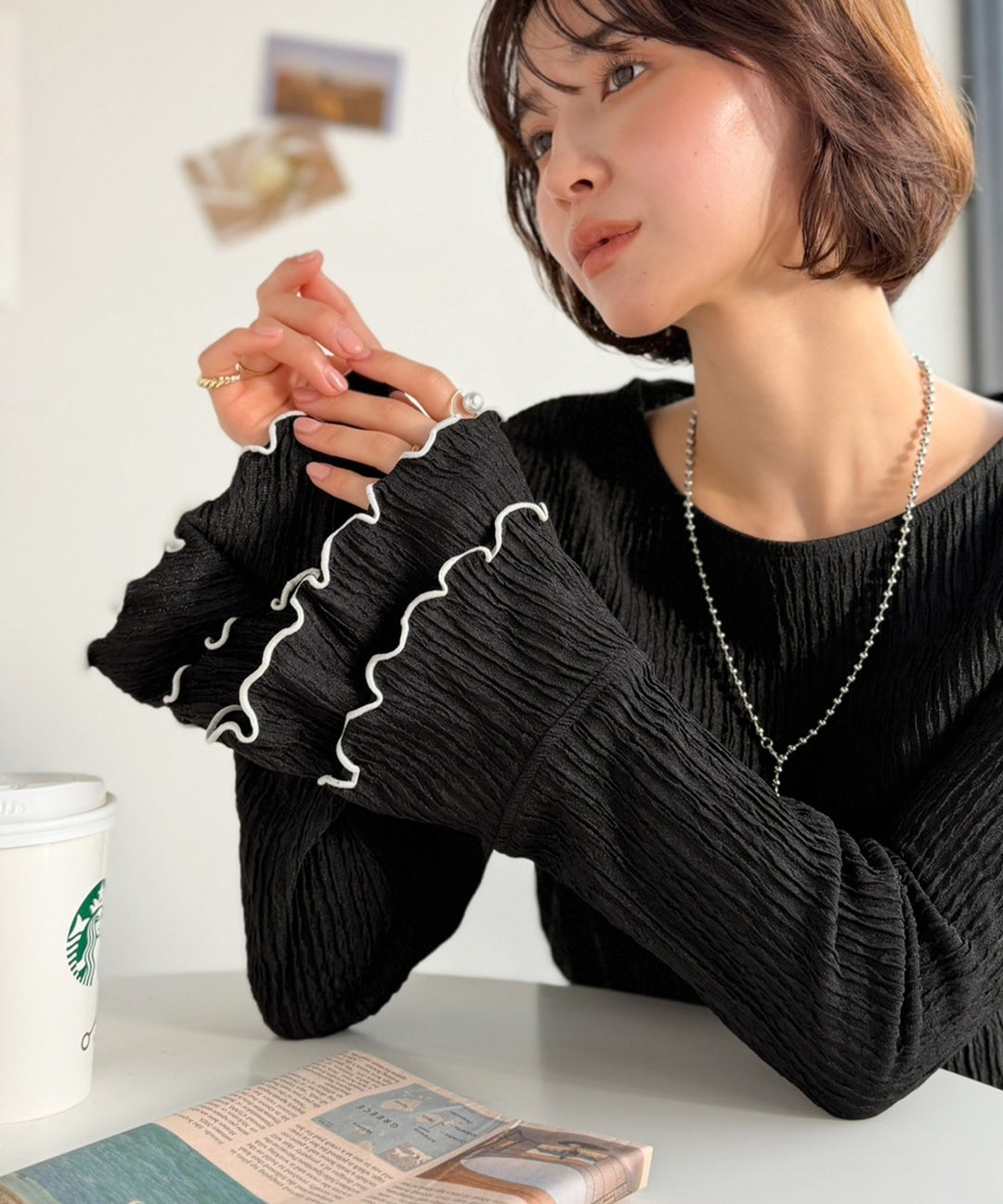 ヘイブ　Heve ベルスリーブJK BLACK ブラック 軽やかに揺れる袖フリルが華やかさをプラス♪楊柳ベルスリーブプル