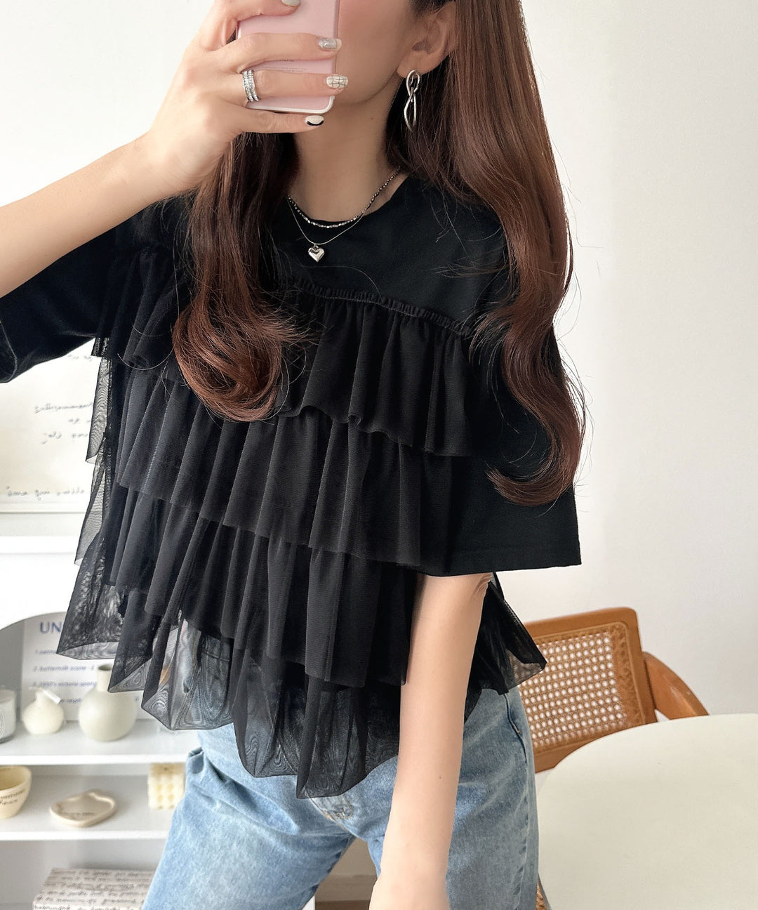 重ねてる風、が今っぽい。ビスチェ風チュールフリルドッキングTシャツ