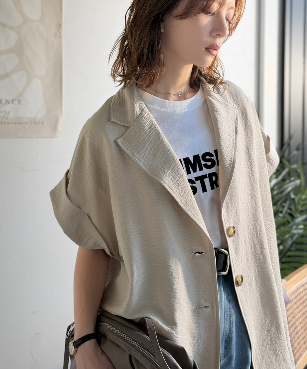 ゆるっと着こなす。とろみ質感袖ロールアップシングルテーラード 