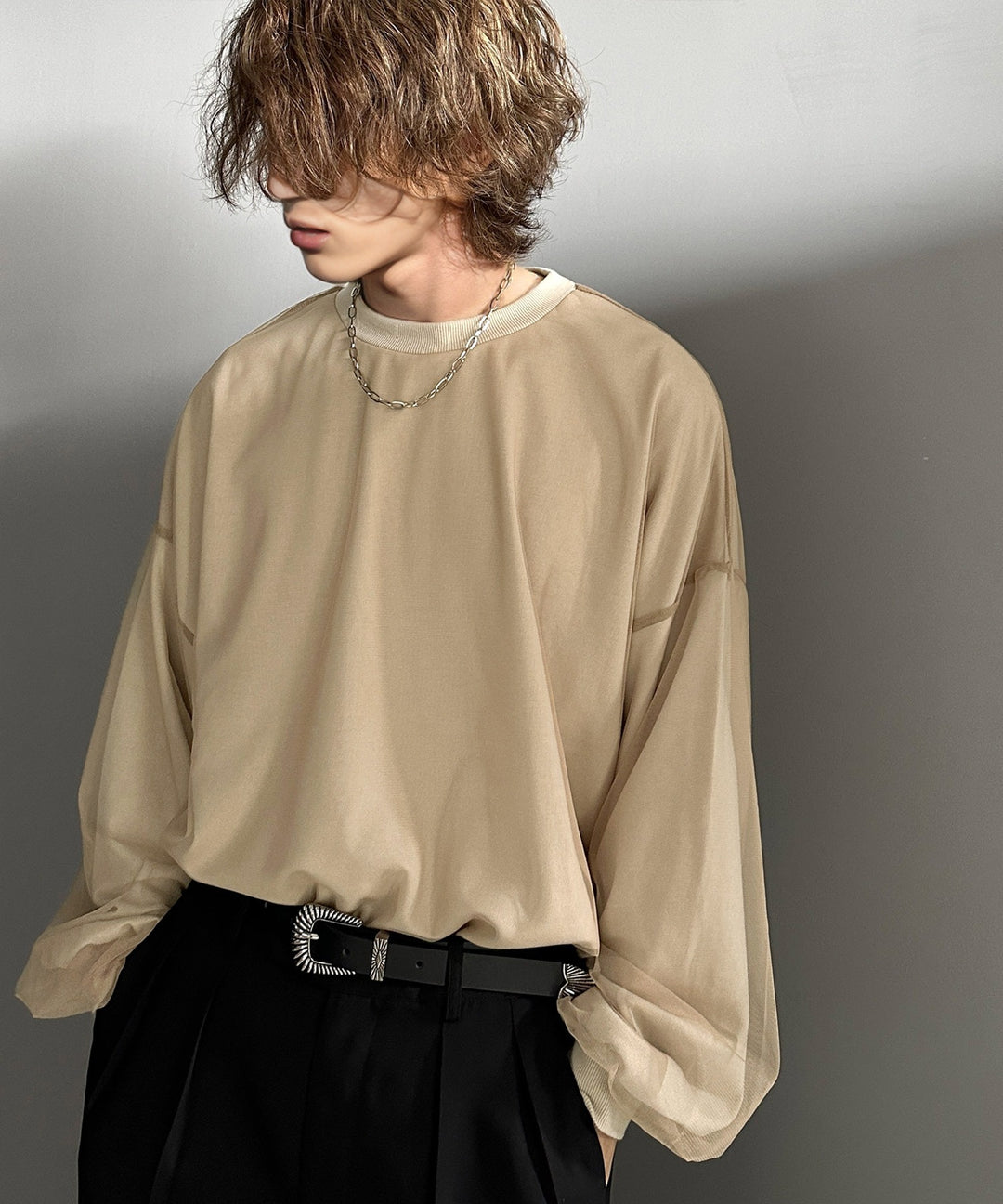 Javaジャバコラボ》一枚でモードもカジュアルも叶う。チュール