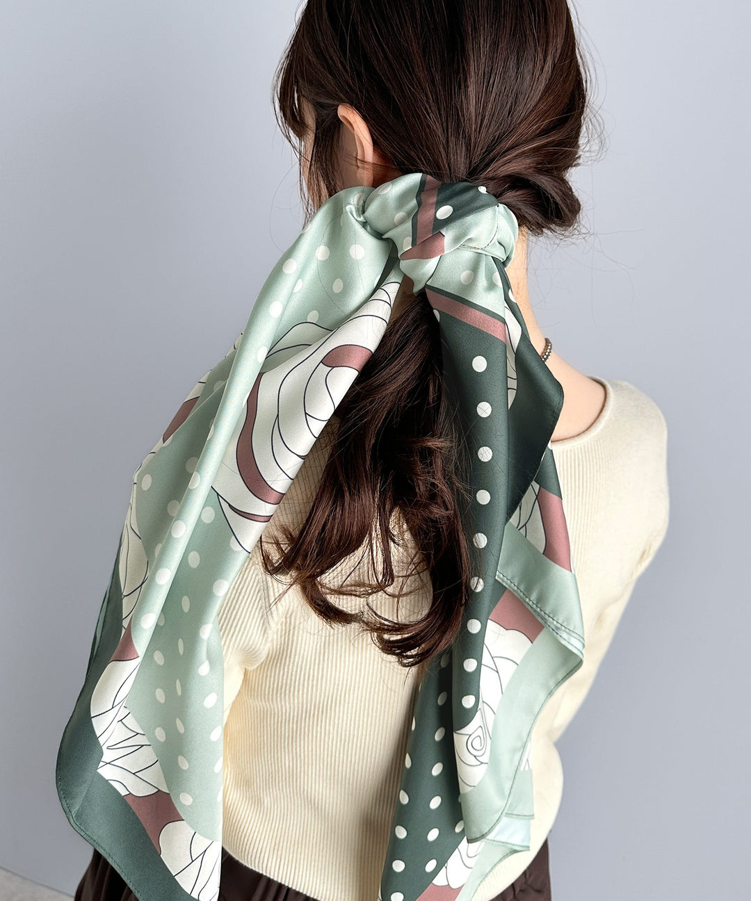 olympia le tan 大判　スカーフ　シルク　オランピア olympia le tan 大判 スカーフ シルク オランピア 大判スカーフ／JAPAN