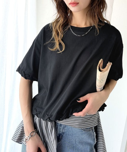 華やかさとこなれ感を両立！レースアップデザインクロップドTシャツ