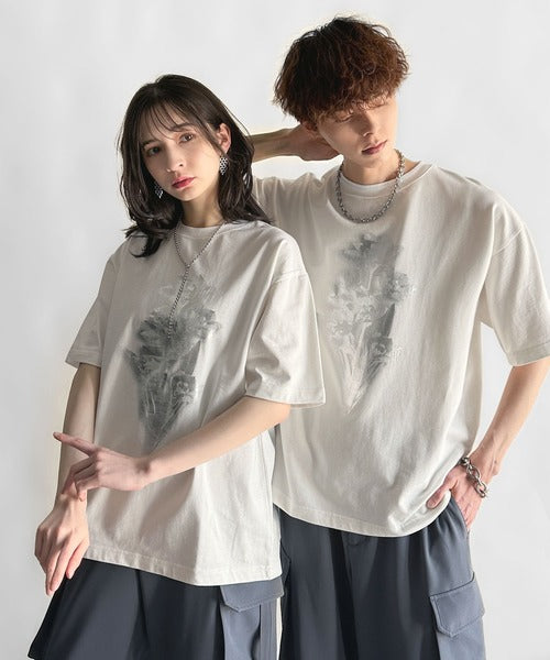 自分を開花させる。」フラワー柄プリントベーシックフィットTシャツ