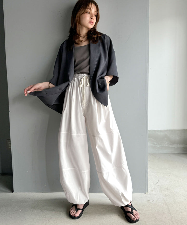 デルフィーノパンツ AYA×クラシカルエルフコラボ》タイムレスに愛せる、洗練ワイド