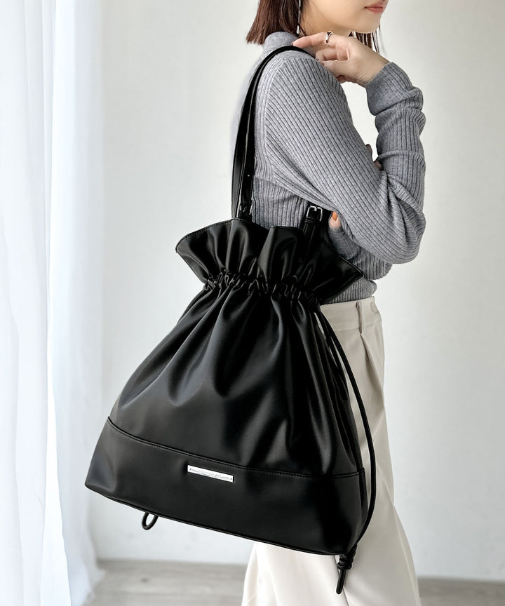 オイルレザー♡タッセルかごバッグ【オーバル/BELT/黒】 フロージュ florge 【牛革】太めオーバルバックルレザーベルト （タン