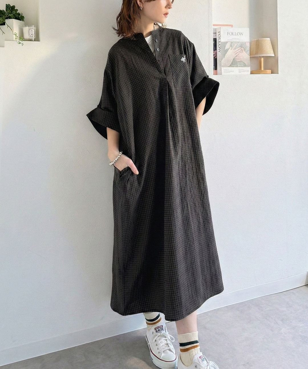 機能性素材】サラッと着こなす。胸刺繍入りポケットデザインロール