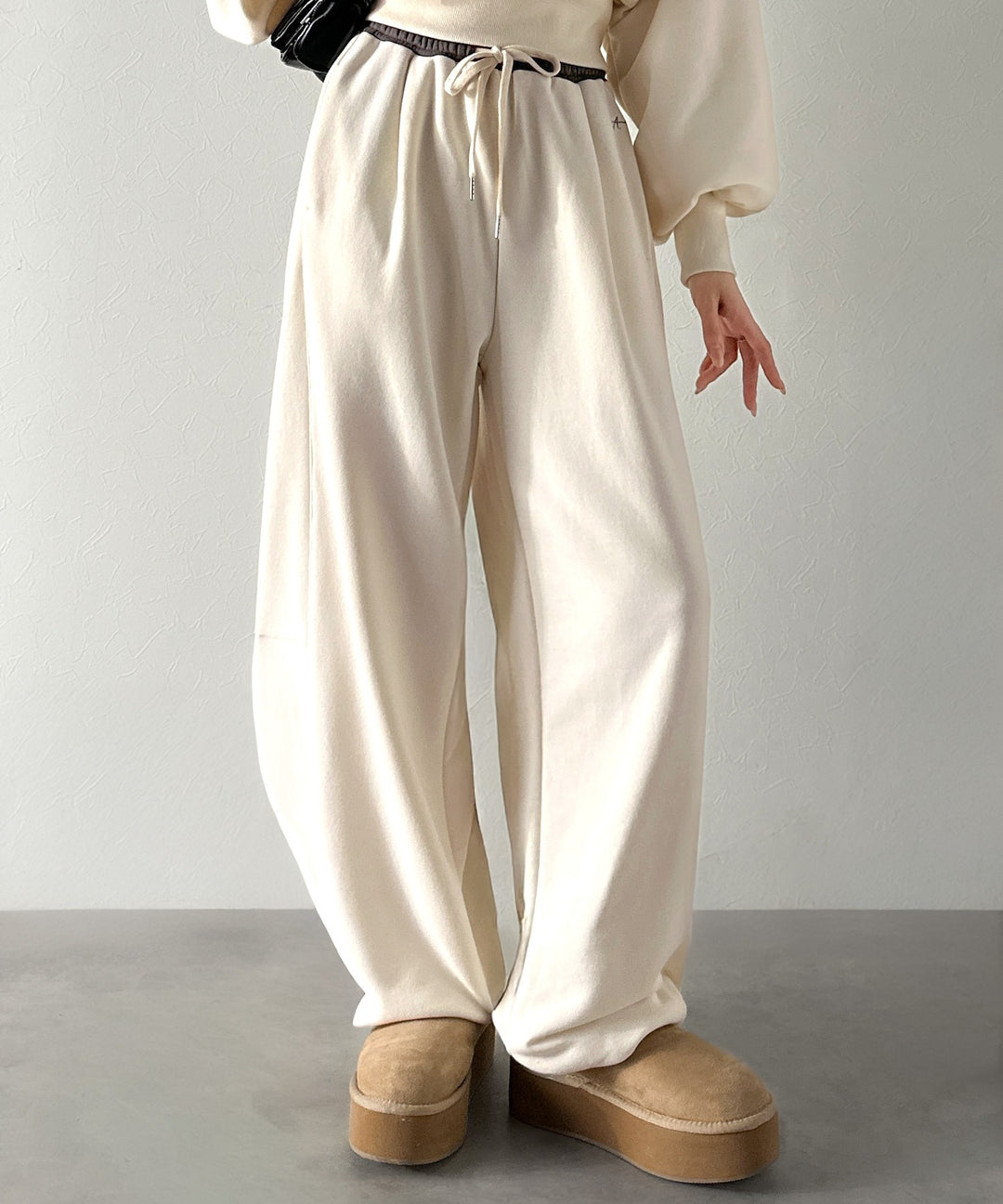 AYA×クラシカルエルフコラボ》履くだけで“美脚バランス”完成！配色