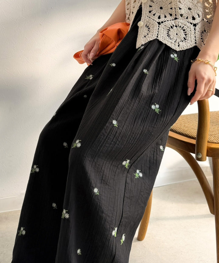 い*あ様 激レア　cvtvlistブリーチ　3D刺繍パンツ Classical Evon】風をまとうような、軽やかさ。シアーワッシャー小花柄