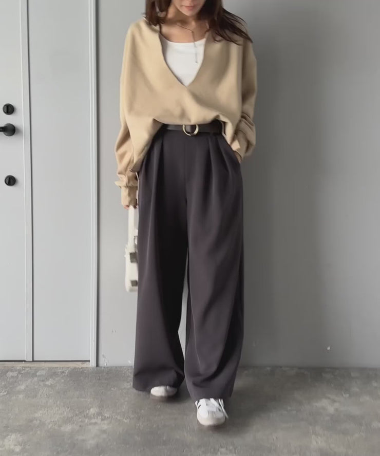 体型カバーも叶う、ラクなのにきれい見え。2タックワイドスラックス