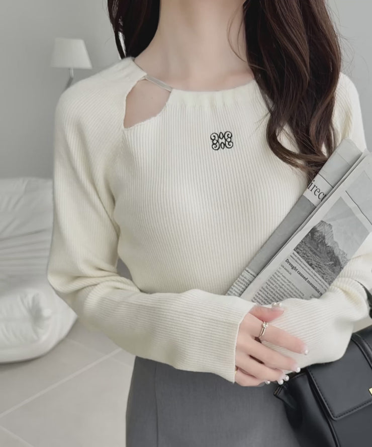 mily bilet】程よい甘さと女性らしさを演出。テープリボン使い胸刺繍