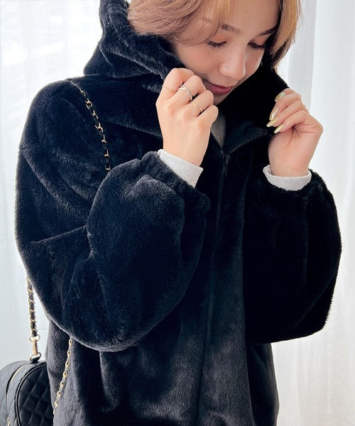【定価50万円超！】AKM　 ラビットファーパーカー黒 REFLEM うさ耳BIGファーパーカー REFLEM/レフレム』うさ耳BIGファー