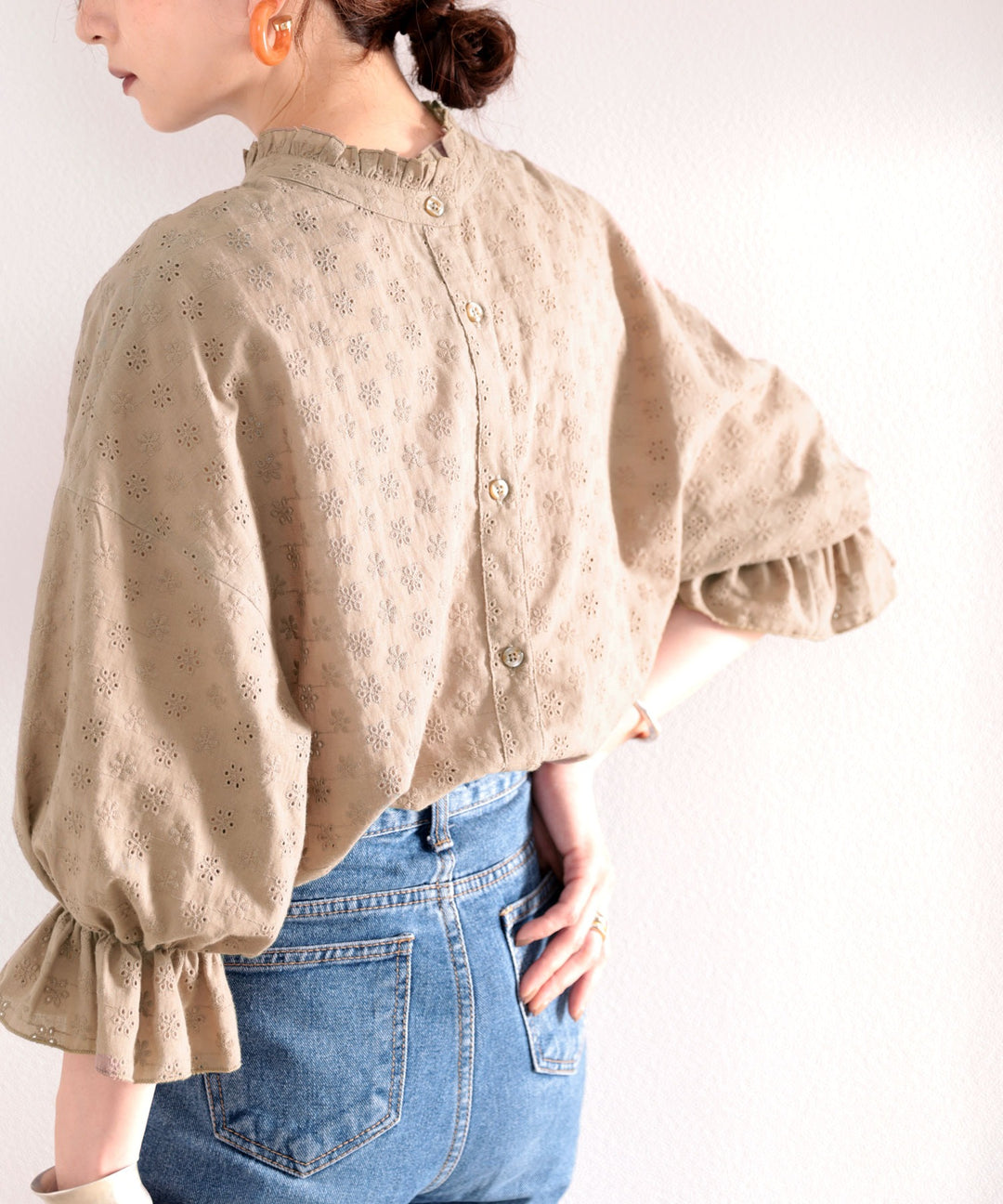 vintage ブルガリアン 花柄 民族 刺繍ブラウス エスニック vintage ブルガリアン 花柄 民族 刺繍ブラウス エスニック