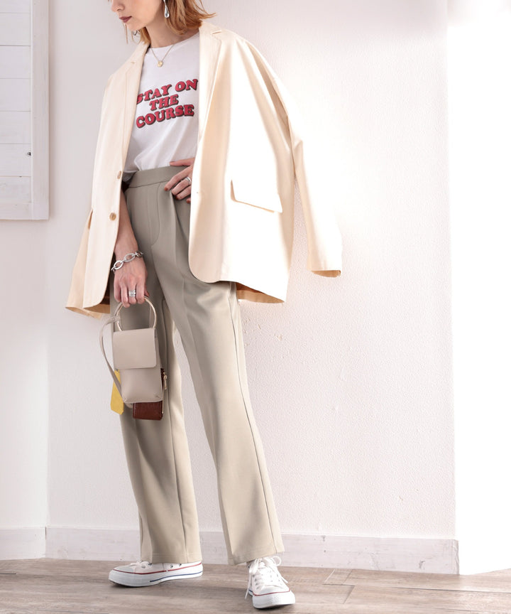 エフロレッセンスベージュ ロゴプリント セットアップL セットアップも楽しめる。ゆるビッグシルエットジャケット ce0780023